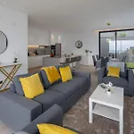 A&m House Iii Villa *