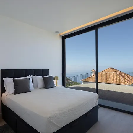 A&m House Iii Arco da Calheta (Madeira)