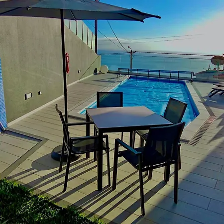 A&m House Iii * Arco da Calheta (Madeira)