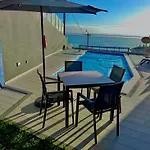 A&m House Iii * アルコ・ダ・カリェタ