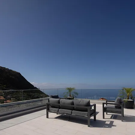 A&m House Iii * Arco da Calheta